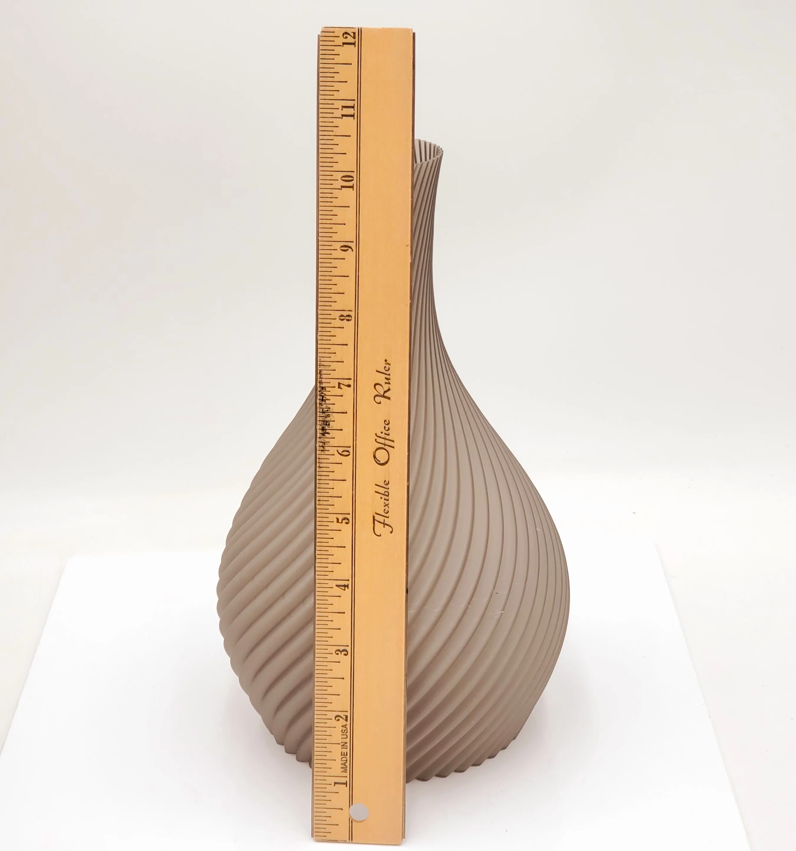 Spiral Vase-3D Printed-Choose your favorite color! - Image 4