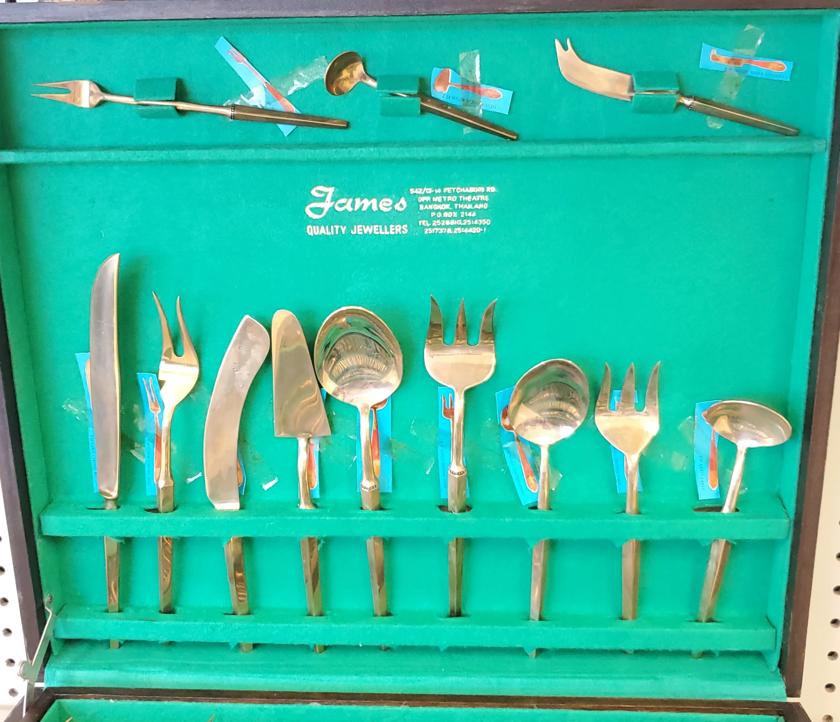 Vintage 144 pc Flatware Set from James Quality Jewelers, Bangkok, Thailand in Wooden Case - Image 3
