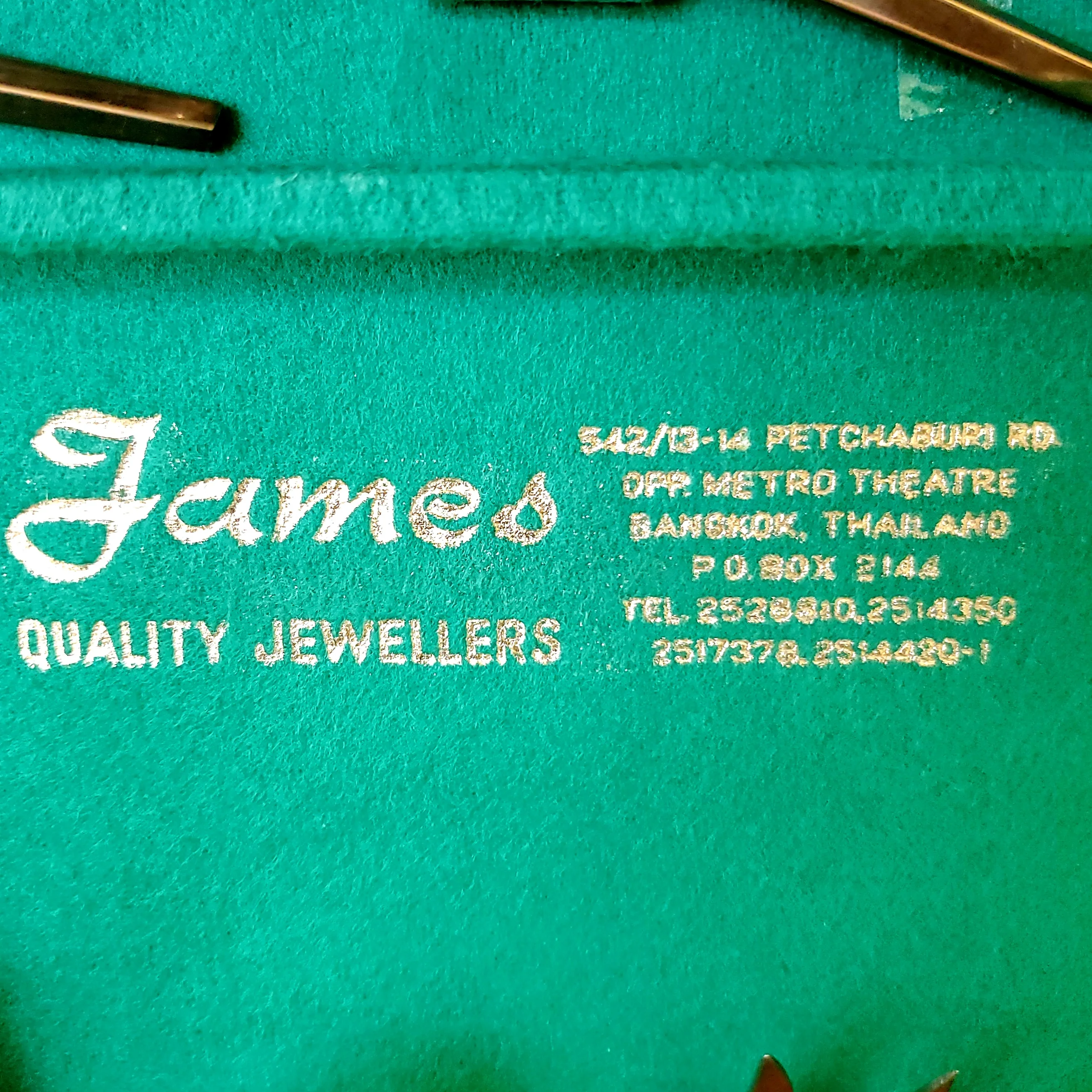 Vintage 144 pc Flatware Set from James Quality Jewelers, Bangkok, Thailand in Wooden Case - Image 8